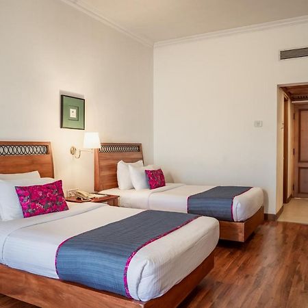 The Avenue Regent Hotell Kochi Eksteriør bilde