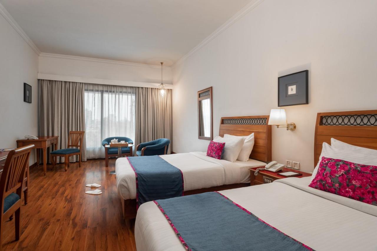 The Avenue Regent Hotell Kochi Eksteriør bilde