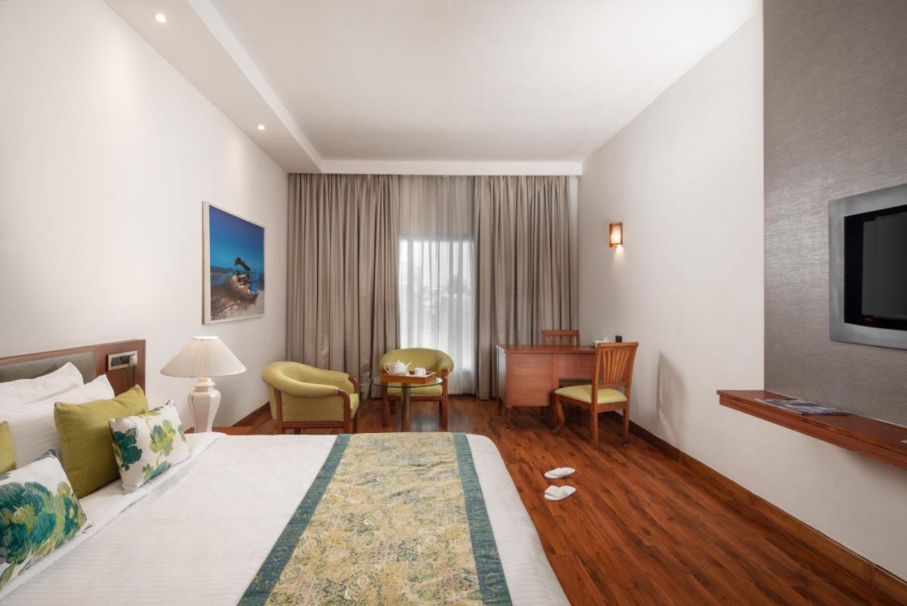 The Avenue Regent Hotell Kochi Eksteriør bilde